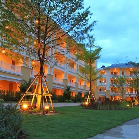 The One Residence Hotel Бангкок Екстер'єр фото
