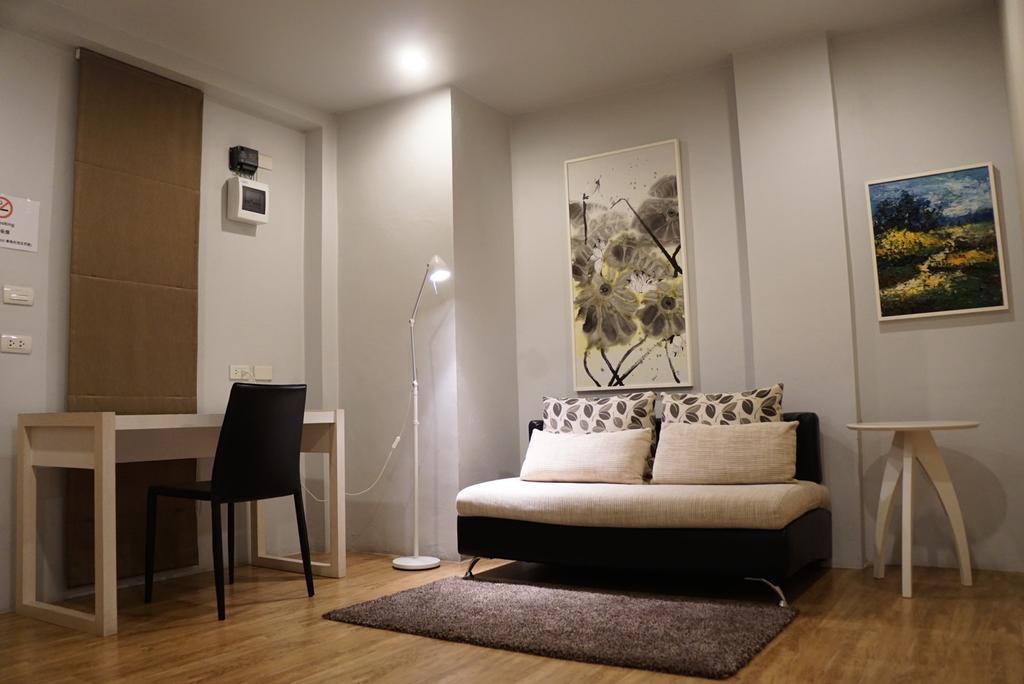 The One Residence Hotel Бангкок Екстер'єр фото